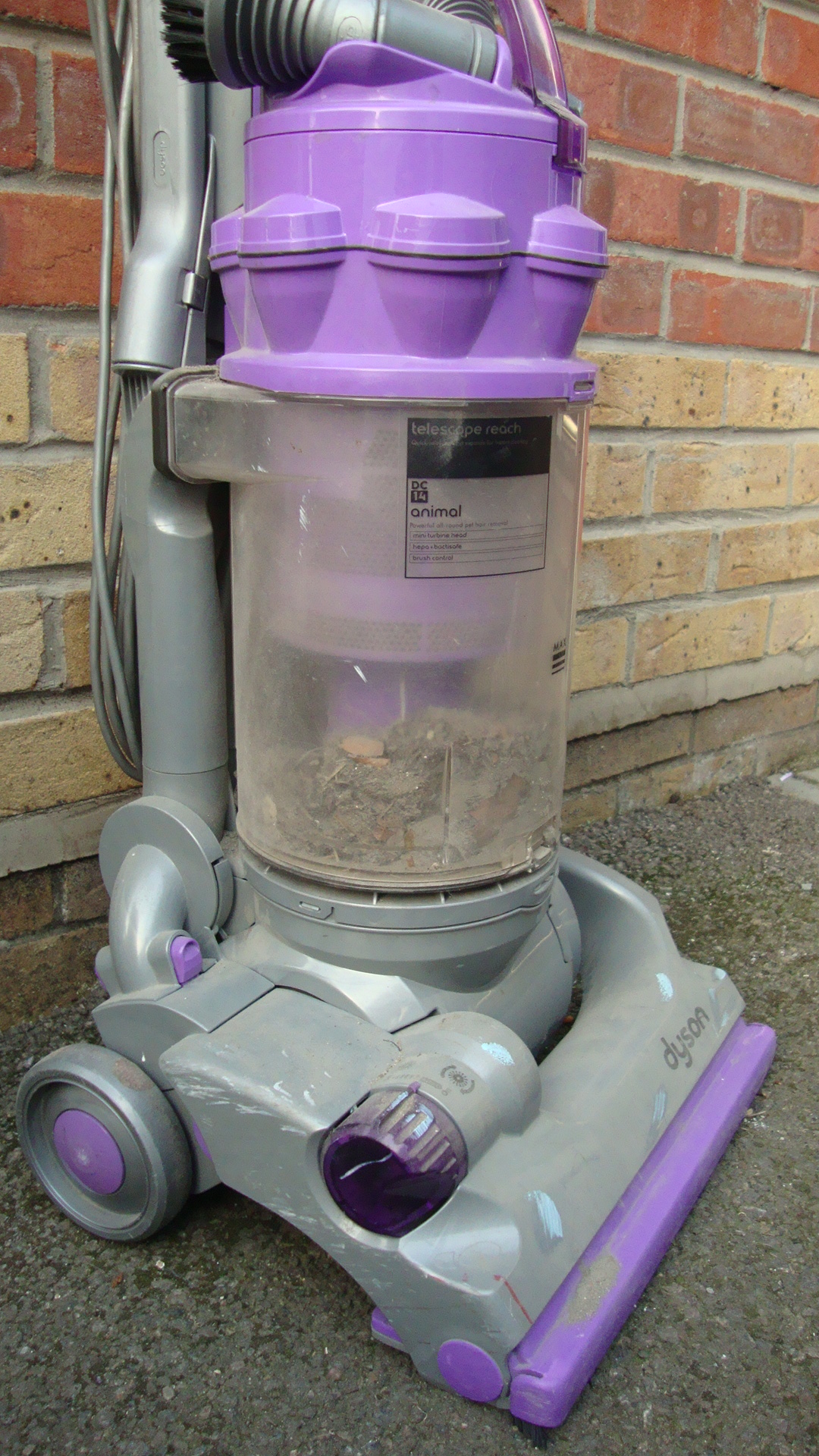 Dyson servicing Essex